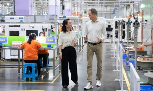 蘋果COO走訪深莞智造工廠 沒有中國果鏈，就沒有蘋果的成功